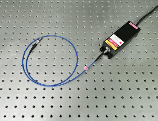 660nm单模保偏光纤激光器